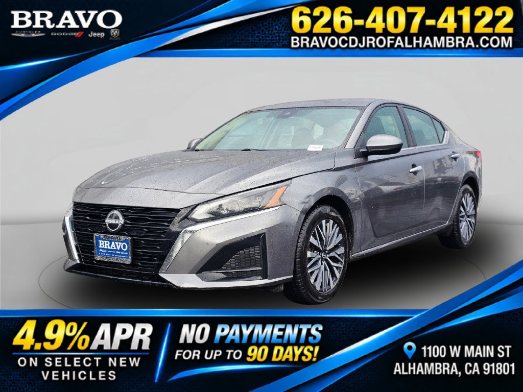 Used 2023 Nissan Altima 2.5 SV