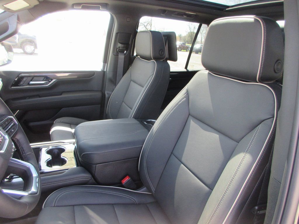 New 2026 GMC Yukon Elevation w/ Elevation Premium Package image 12