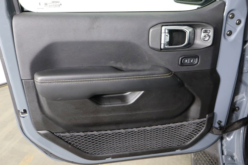 Used 2025 Jeep Wrangler Unlimited Sahara image 20