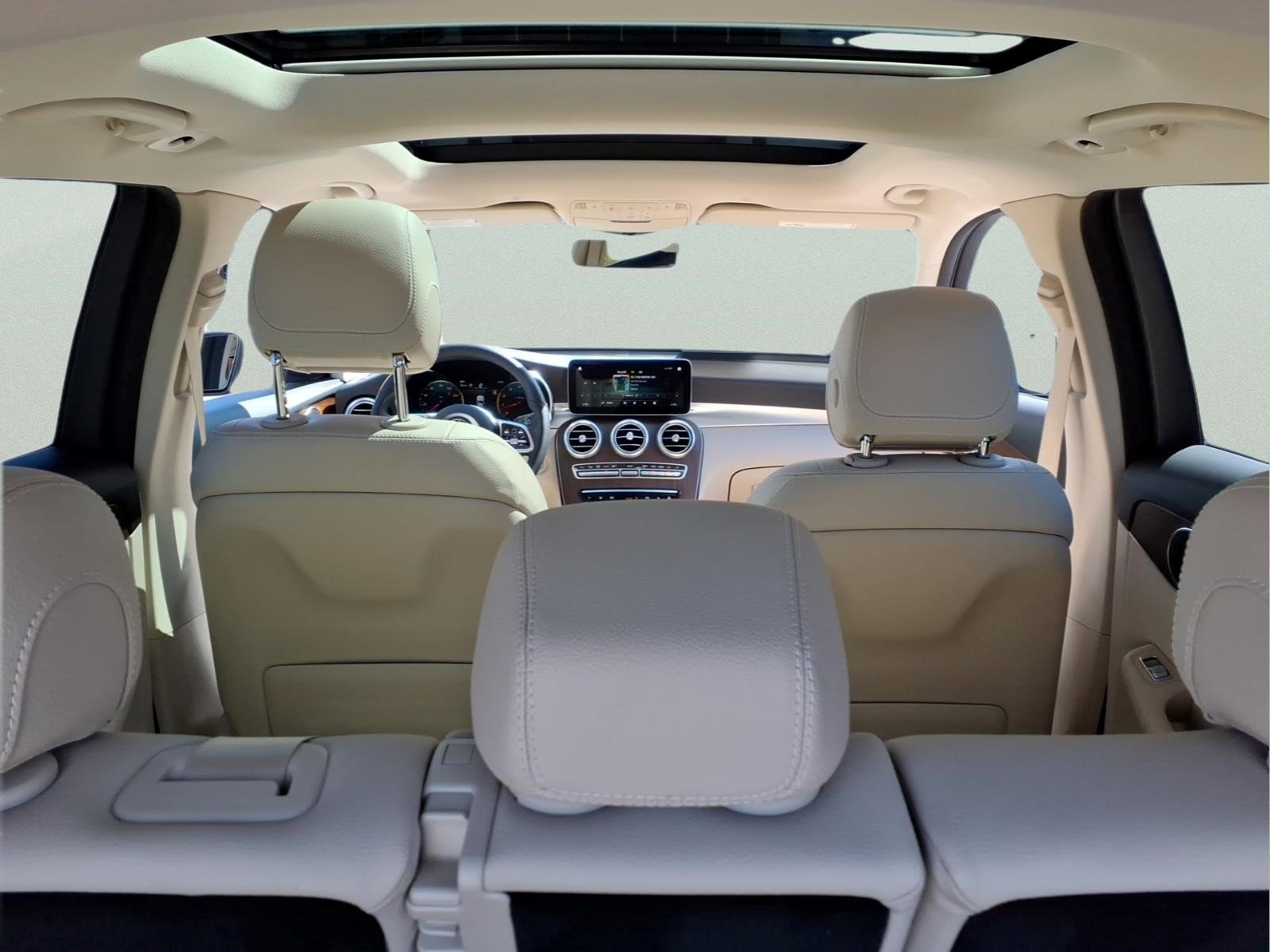 Used 2021 Mercedes-Benz GLC 300 4MATIC image 19