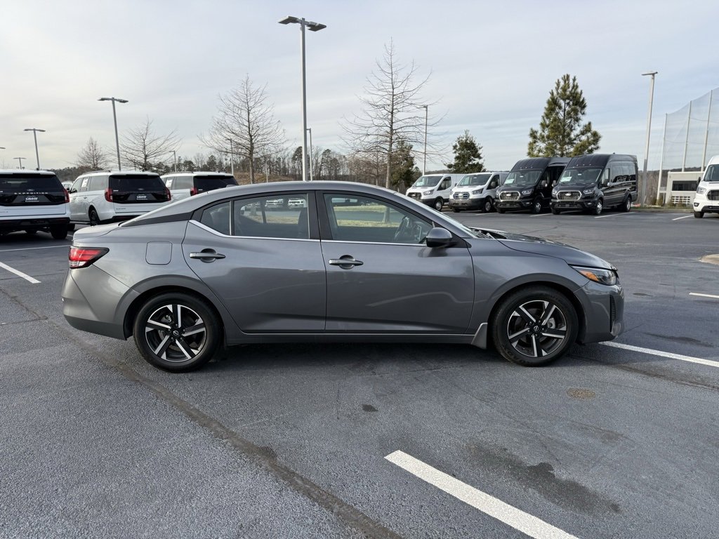 Used 2024 Nissan Sentra SV image 9