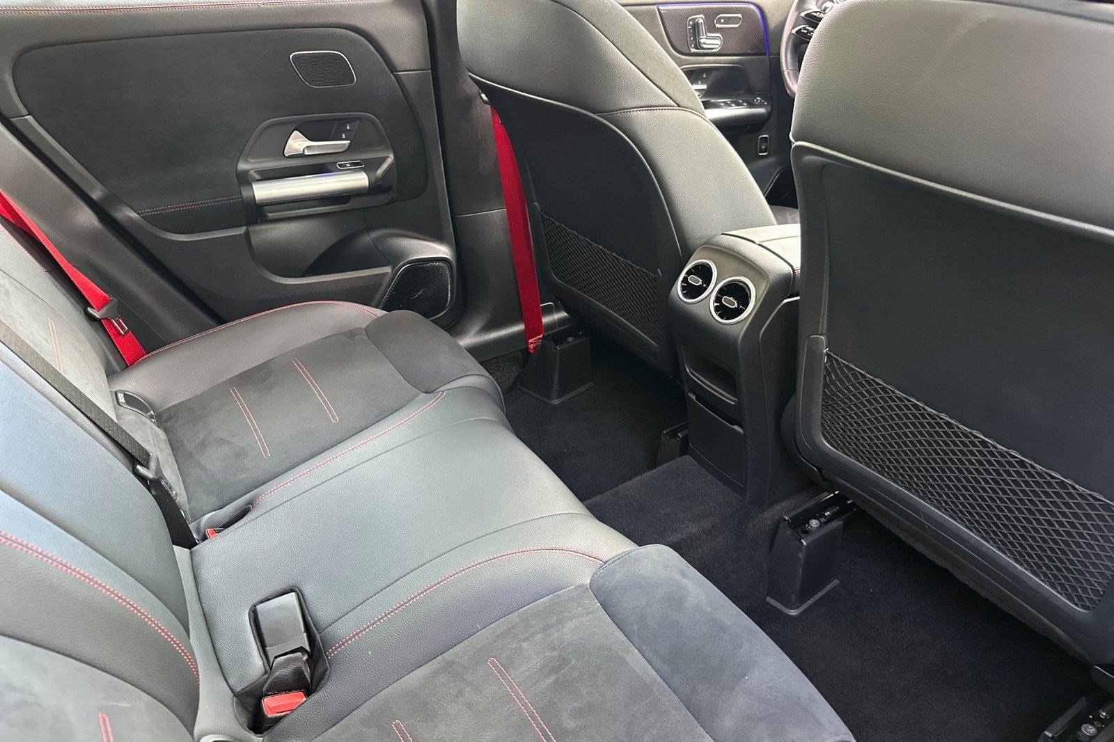 Certified 2025 Mercedes-Benz GLA 35 AMG 4MATIC image 30