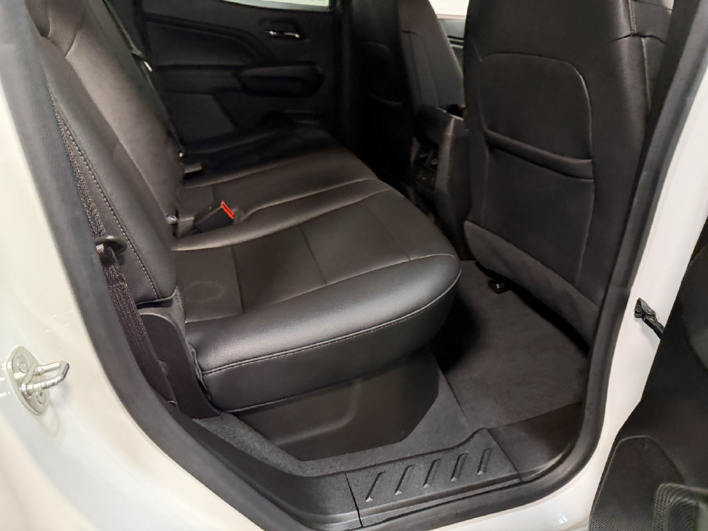 Used 2023 Chevrolet Colorado LT w/ LT Convenience Package III AWD/4WD image 66