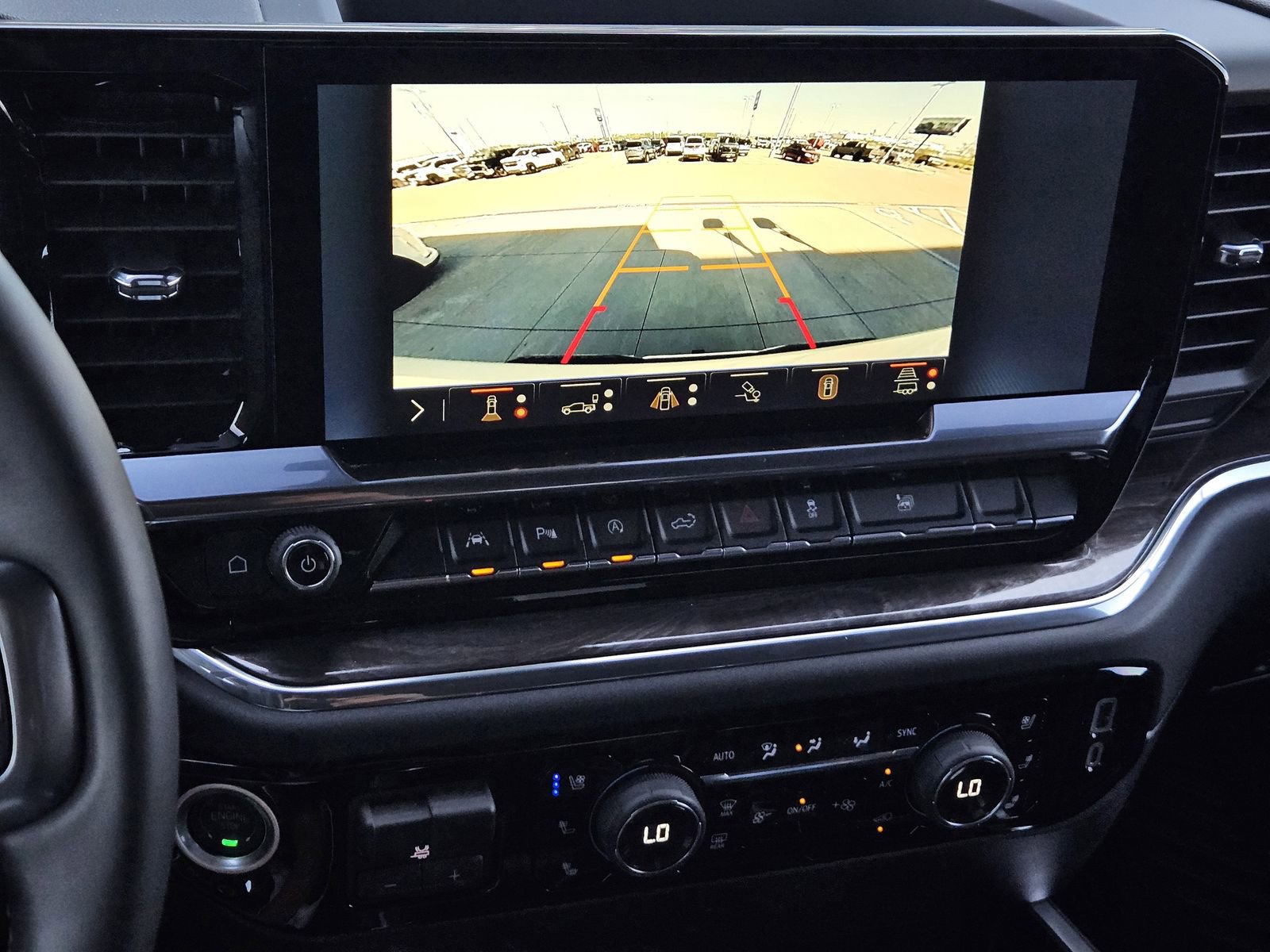 Certified 2025 Chevrolet Silverado 1500 LTZ image 21