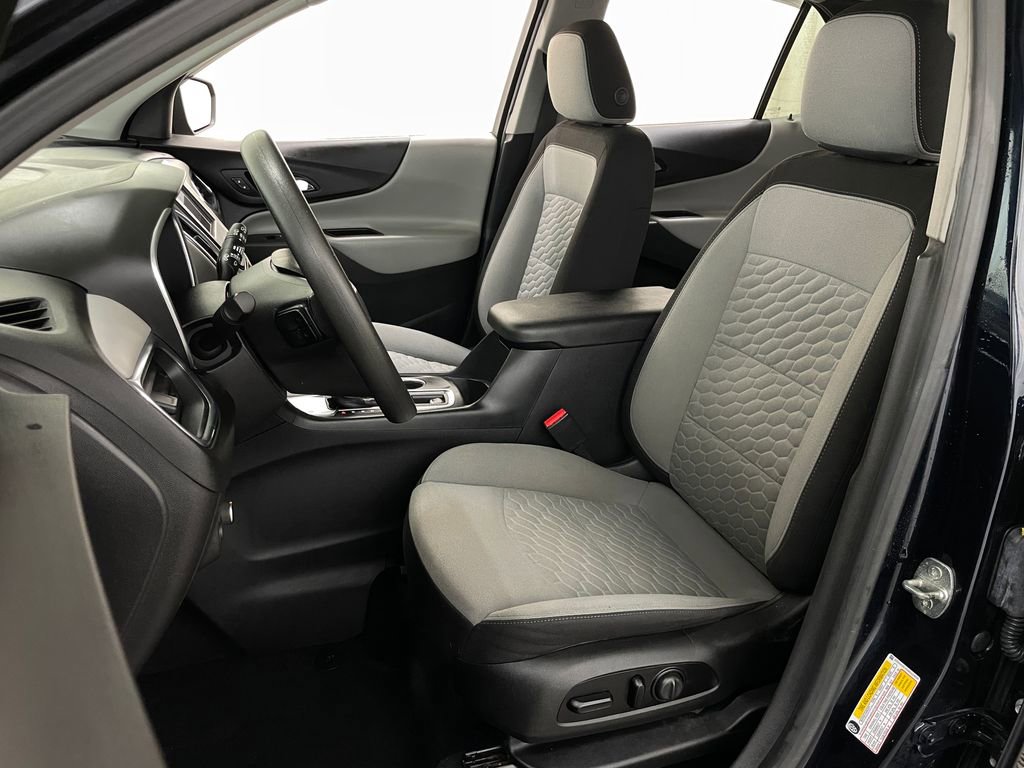 Certified 2021 Chevrolet Equinox LS w/ LS Convenience Package FWD image 20