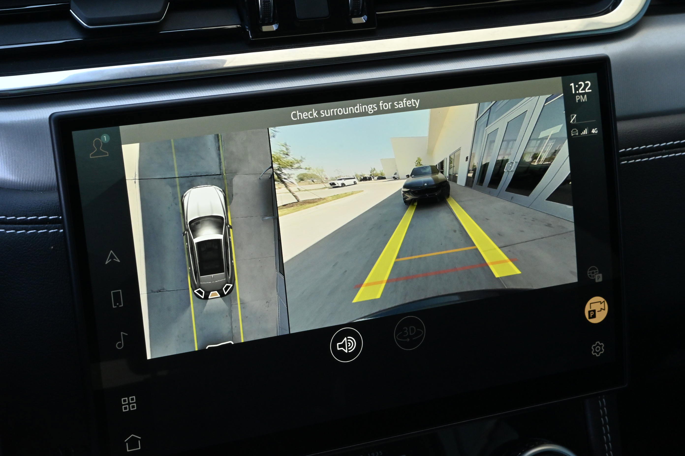 Used 2025 Jaguar F-PACE R-Dynamic S image 18