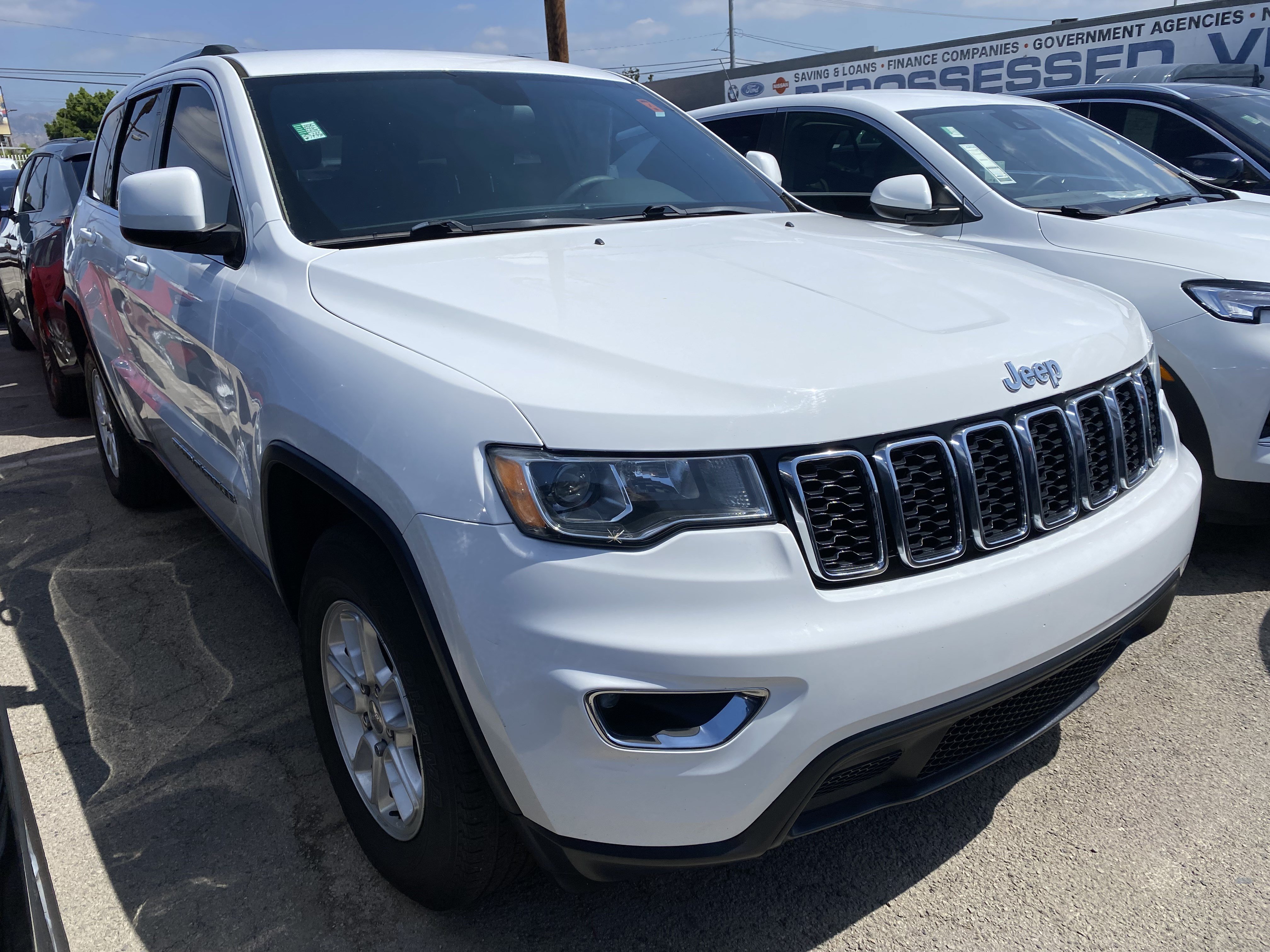 Used 2018 Jeep Grand Cherokee Laredo RWD image 8