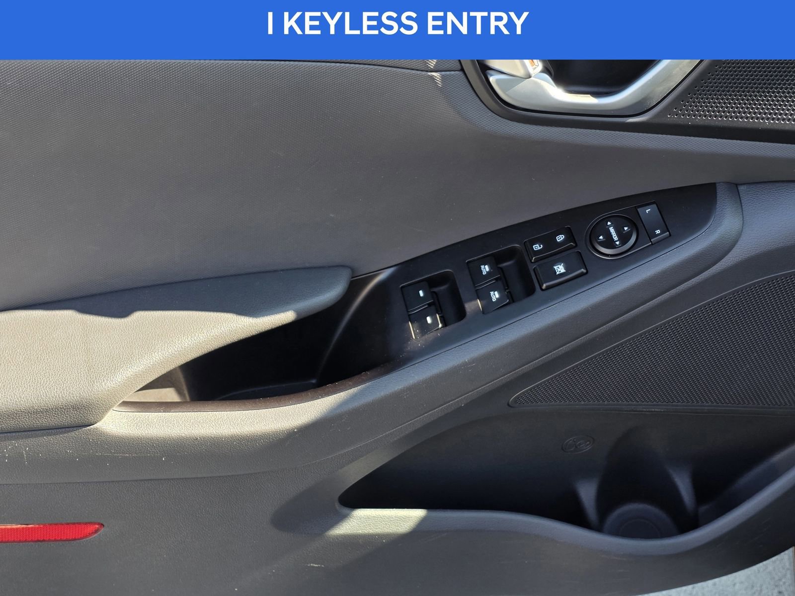 Used 2019 Hyundai Ioniq Limited image 16