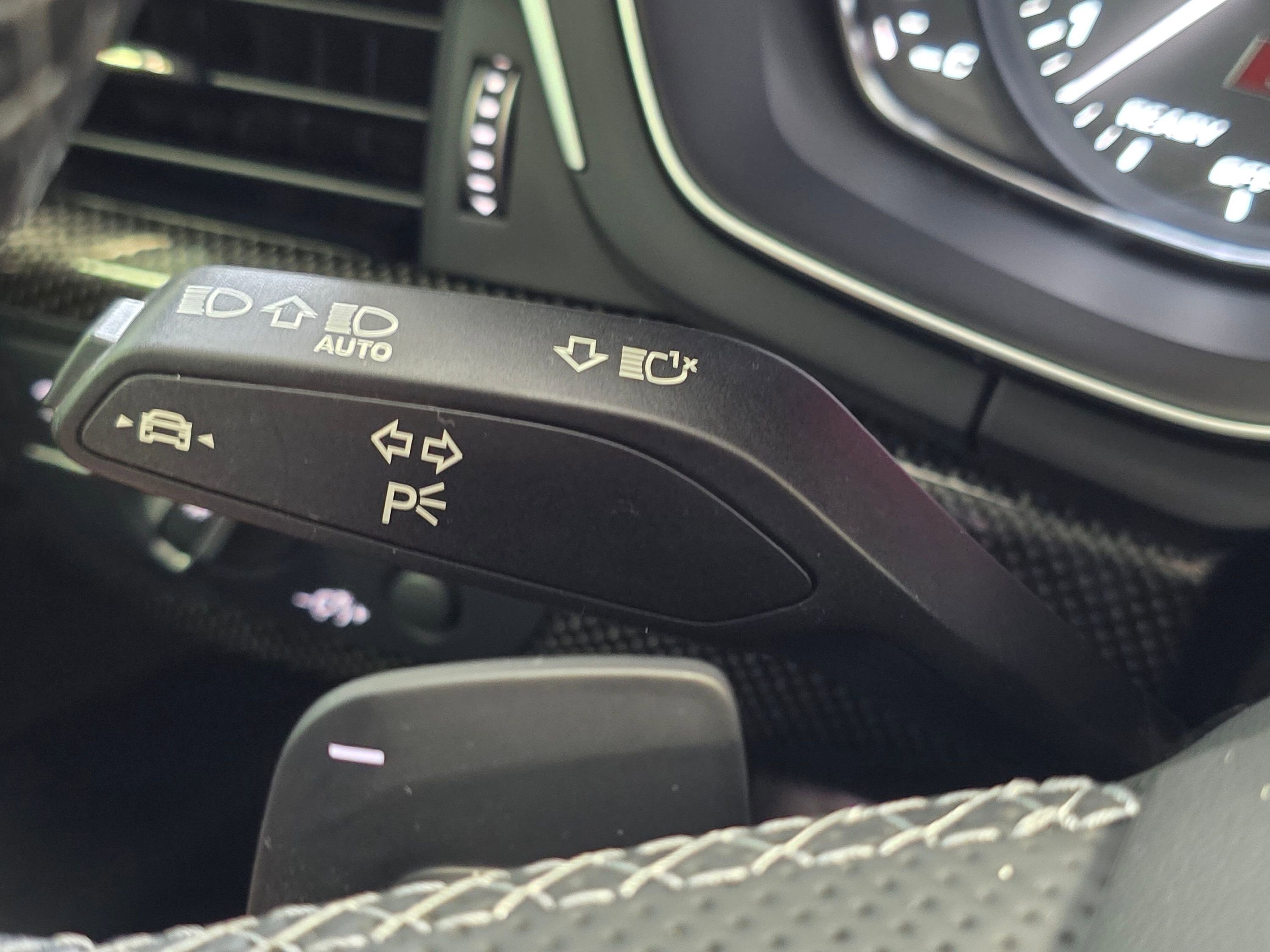 Used 2024 Audi S5 Premium image 43