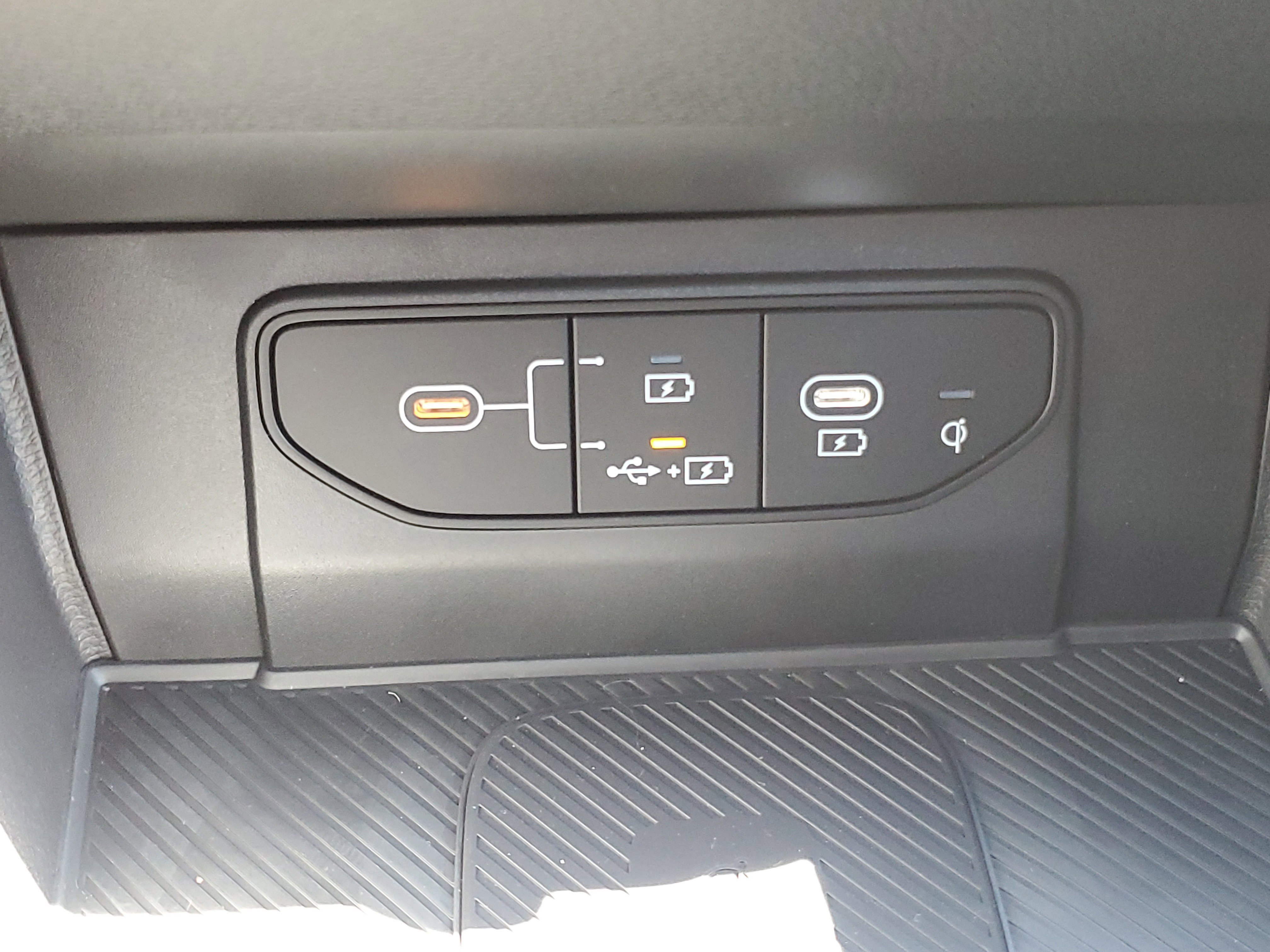 New 2026 Kia Sportage EX image 30