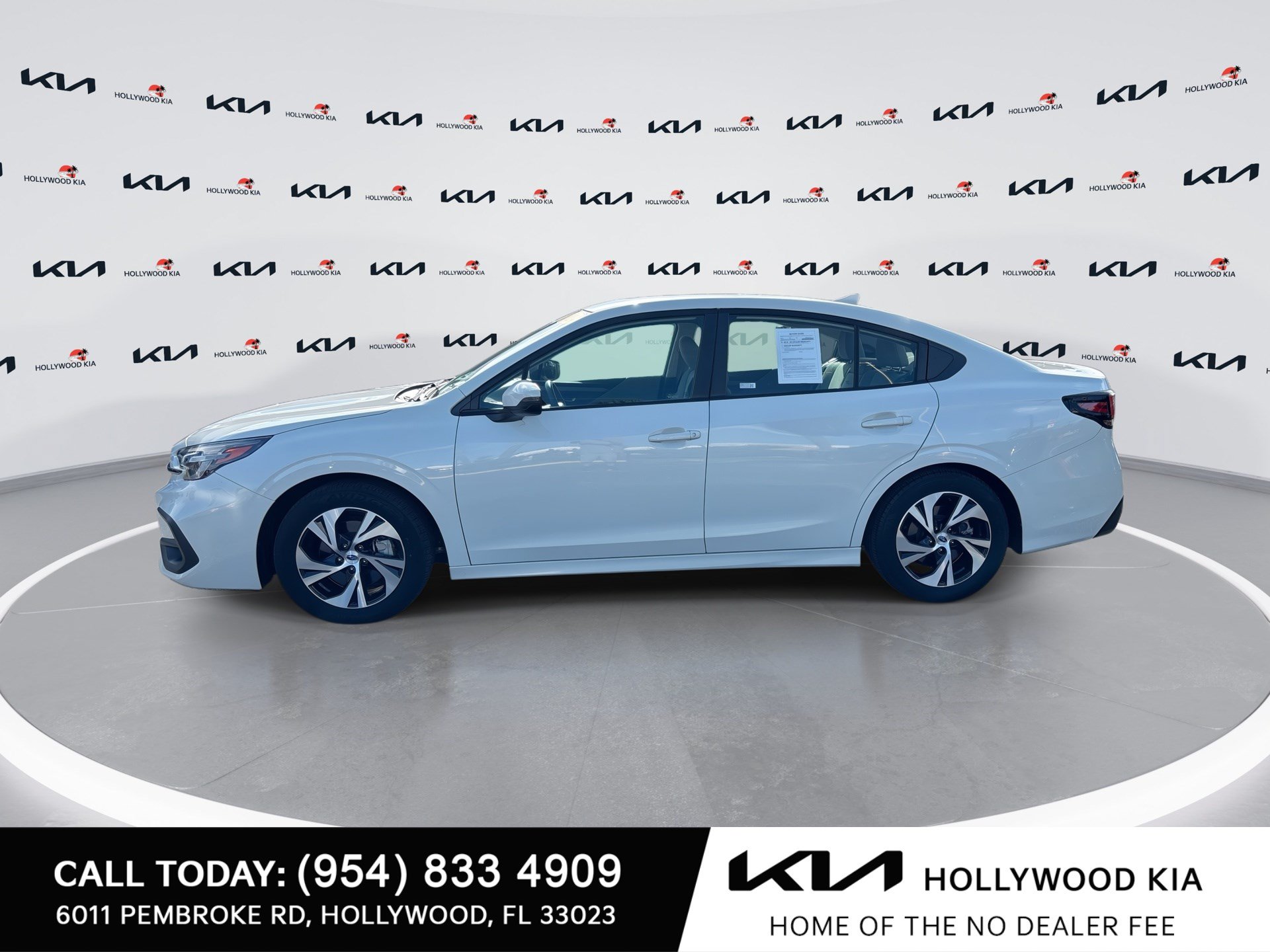 Used 2024 Subaru Legacy Premium AWD/4WD image 5