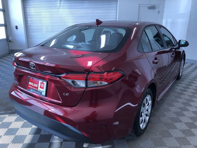 Certified 2025 Toyota Corolla LE image 33