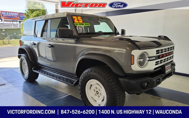 Used 2025 Ford Bronco Heritage Edition AWD/4WD image 4