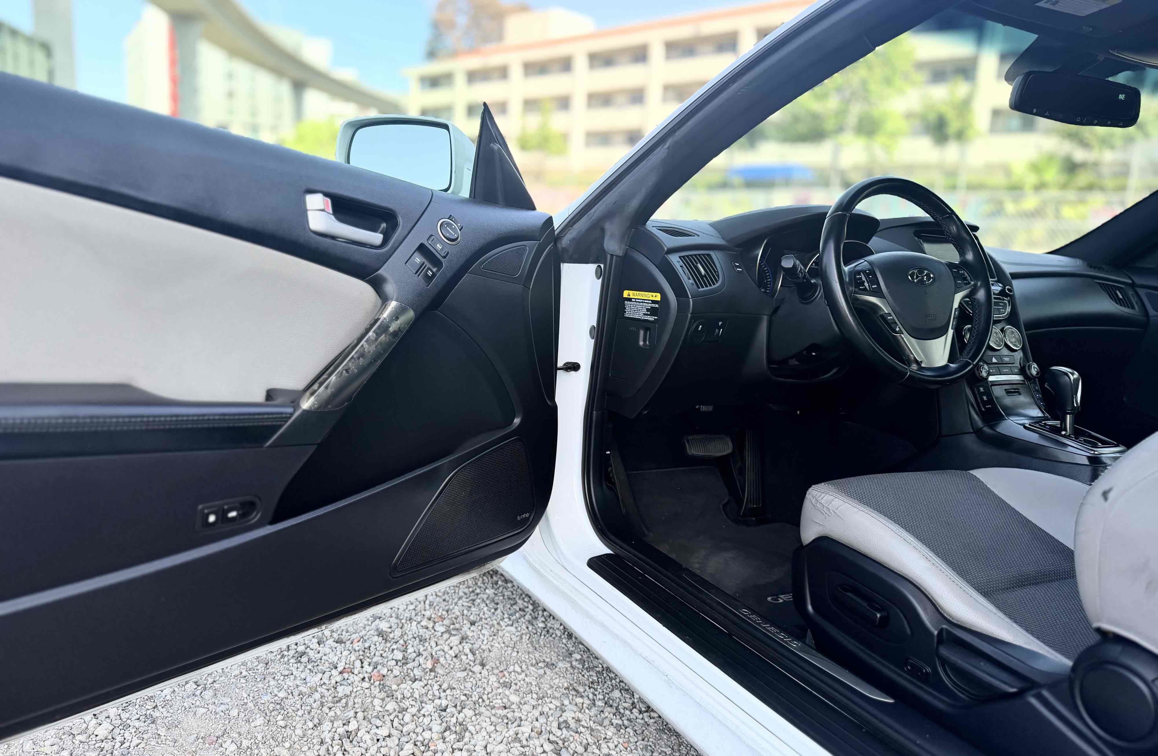 Used 2014 Hyundai Genesis 2.0T image 38