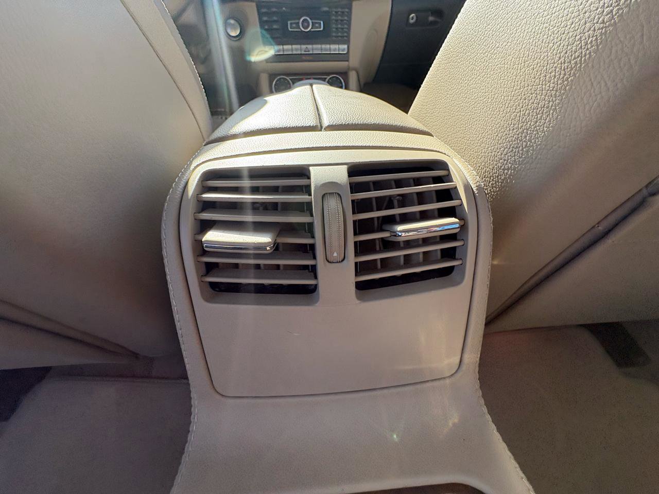 Used 2013 Mercedes-Benz CLS 550 image 29