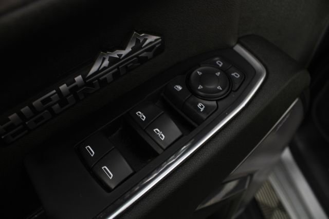 Used 2023 Chevrolet Silverado 1500 High Country w/ High Country Premium Package image 18