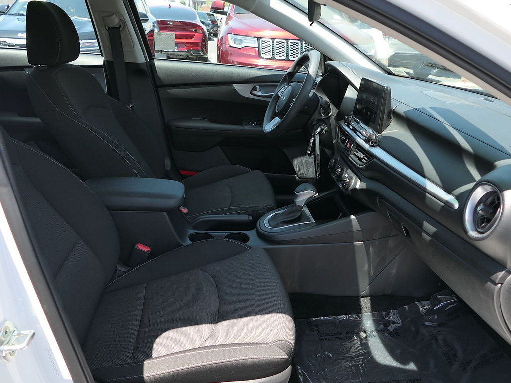 Used 2023 Kia Forte LXS w/ LXS Technology Package FWD image 26