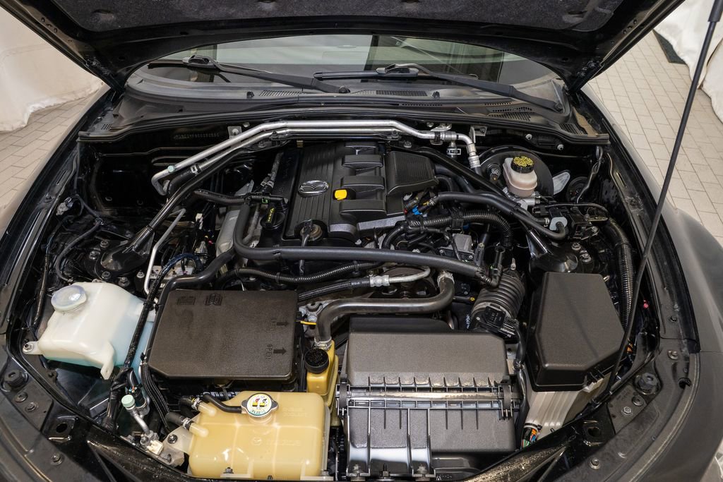 Used 2013 MAZDA MX-5 Miata Club image 18