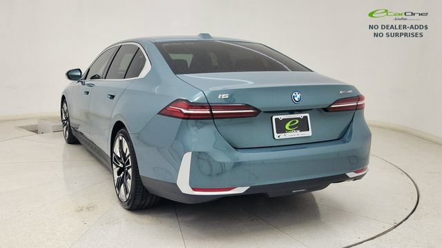 Used 2026 BMW i5 xDrive40 AWD/4WD image 8