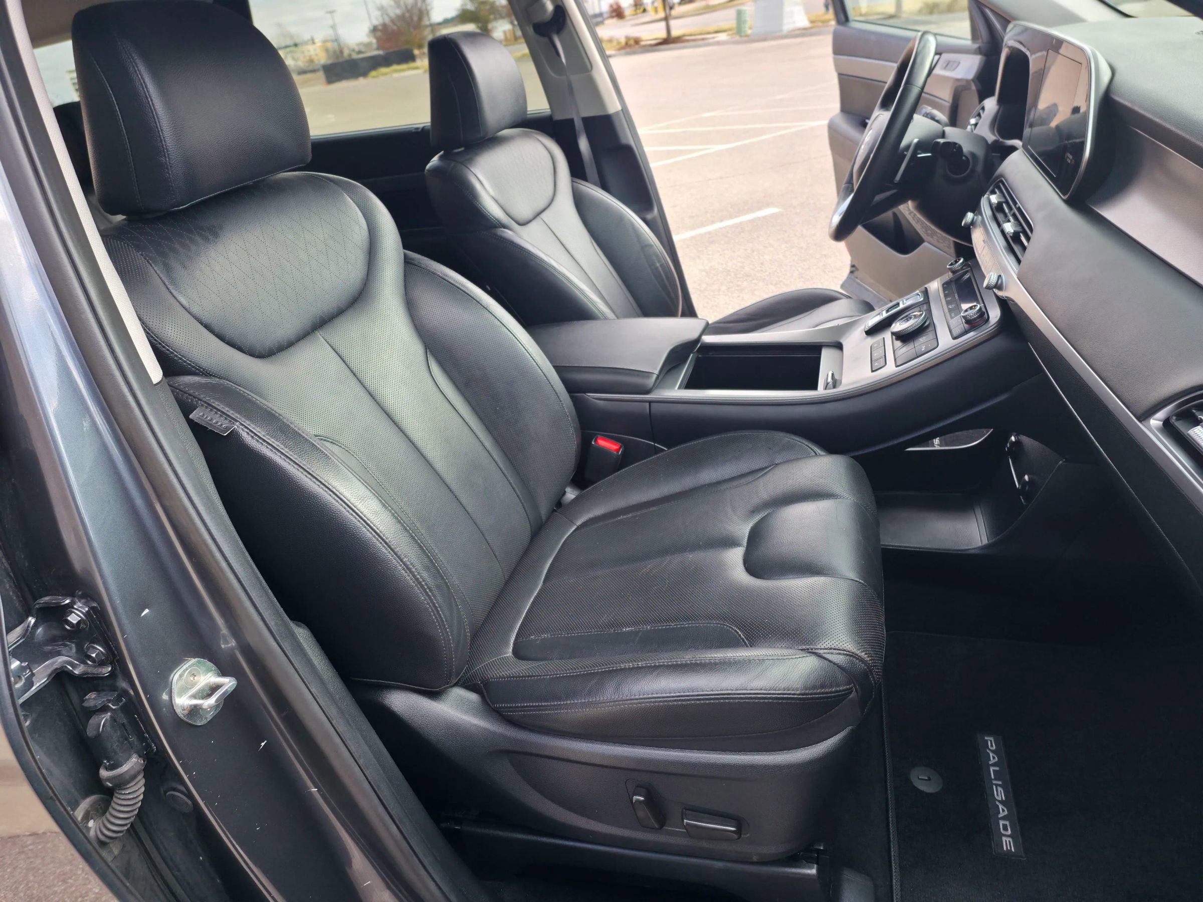 Used 2020 Hyundai Palisade SEL w/ Premium Package image 27