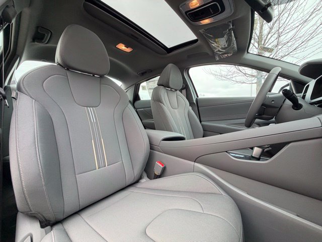 New 2026 Hyundai Elantra SEL Sport Premium FWD image 20
