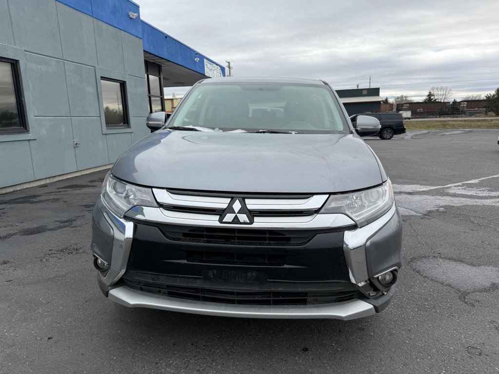 Used 2018 Mitsubishi Outlander SE AWD/4WD image 6