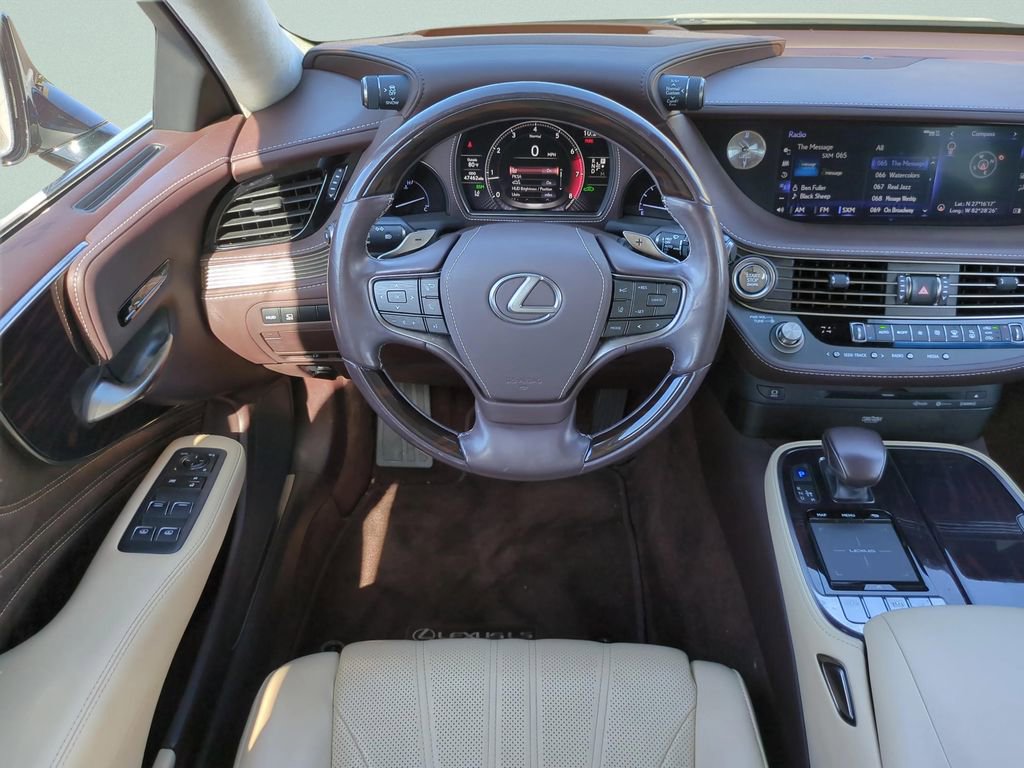 Used 2018 Lexus LS 500 w/ Luxury Package image 35
