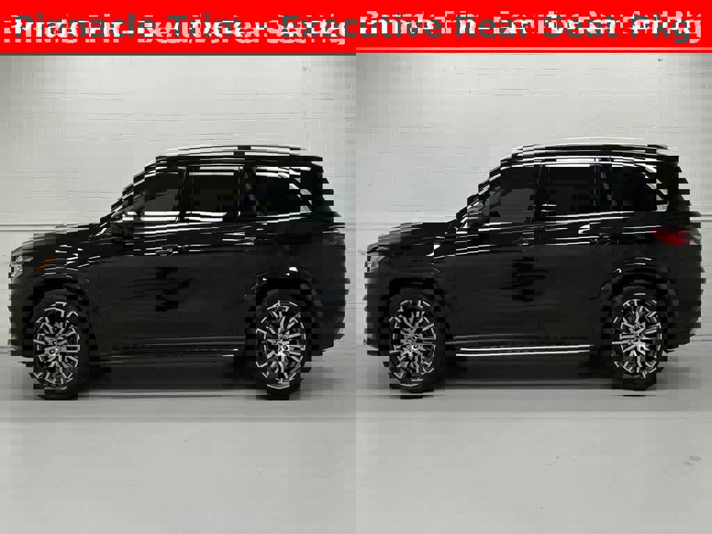 Used 2025 Mercedes-Benz GLS 580 4MATIC image 3