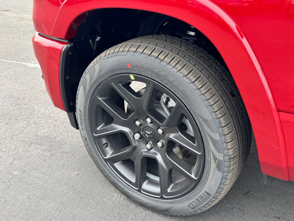 New 2026 RAM 1500 Laramie AWD/4WD image 9
