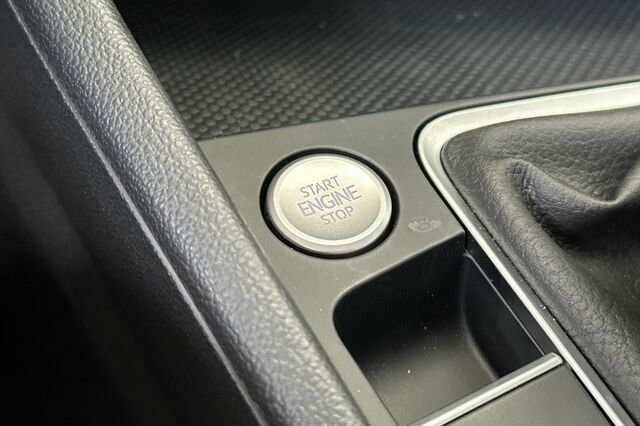 New 2024 Volkswagen Jetta SE image 21