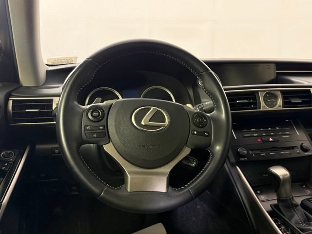 Used 2014 Lexus IS 350 w/ Navigation Package RWD image 21