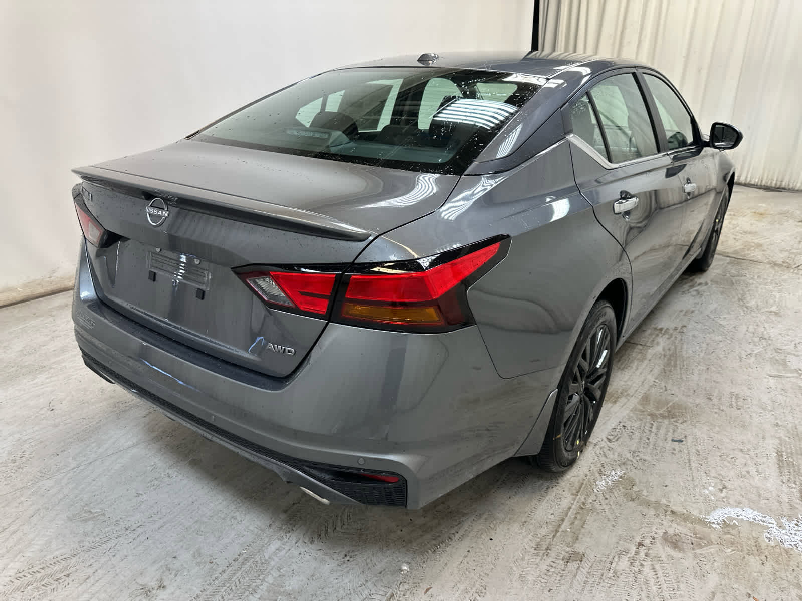 New 2025 Nissan Altima 2.5 SV AWD/4WD image 11