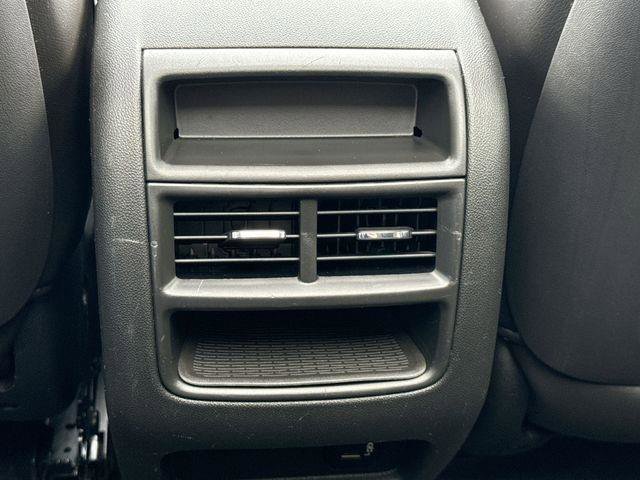 Used 2017 Cadillac XT5 Luxury w/ Driver Awareness Package AWD/4WD image 24