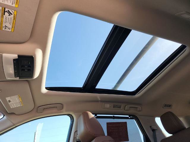 Certified 2024 Nissan Pathfinder Platinum w/ Cargo Package image 17