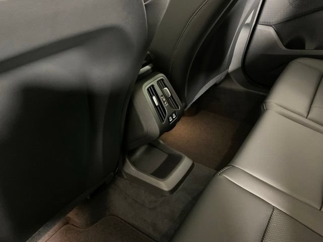 Certified 2025 BMW X2 xDrive28i AWD/4WD image 14