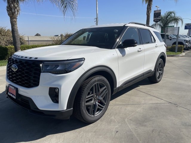New 2025 Ford Explorer ST-Line