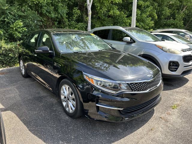 Used 2018 Kia Optima EX w/ Premium Package FWD image 7