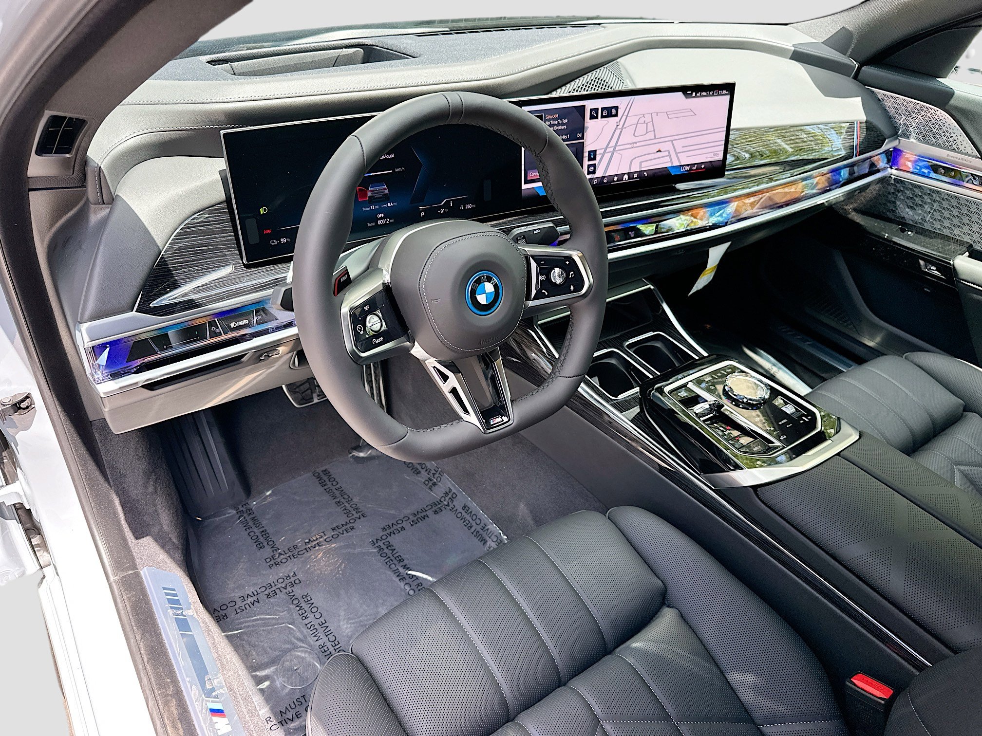 New 2025 BMW i7 xDrive60 image 9