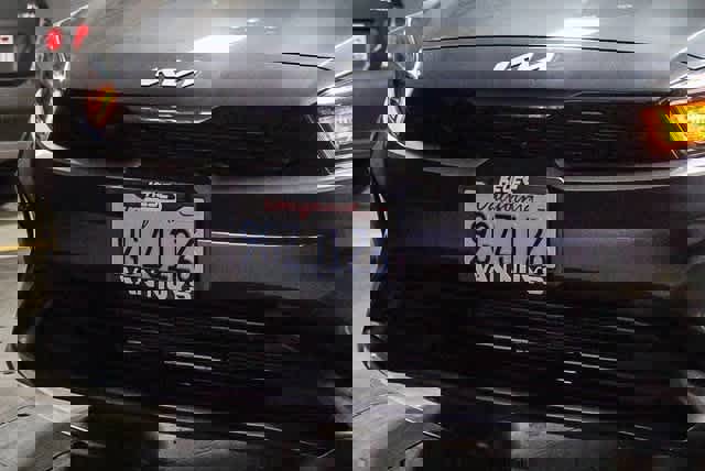 Used 2023 Kia Forte LXS image 5