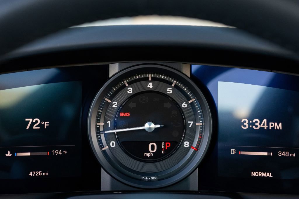 Used 2024 Porsche 911 Carrera 4S w/ Sport Package image 36