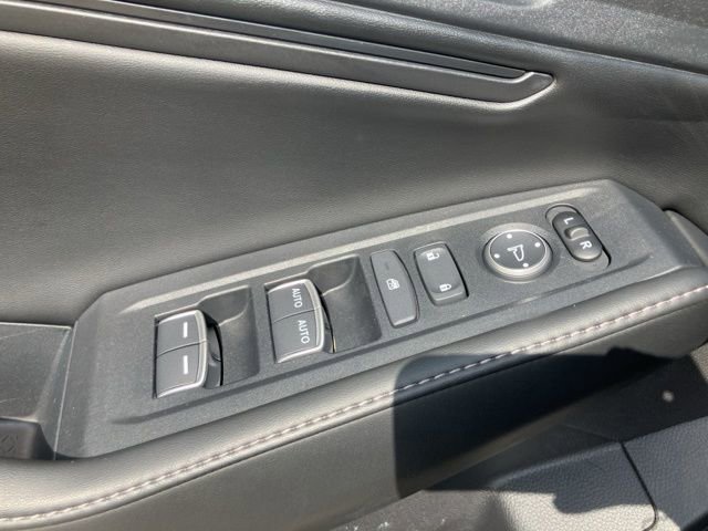 Used 2023 Honda Accord Sport image 10