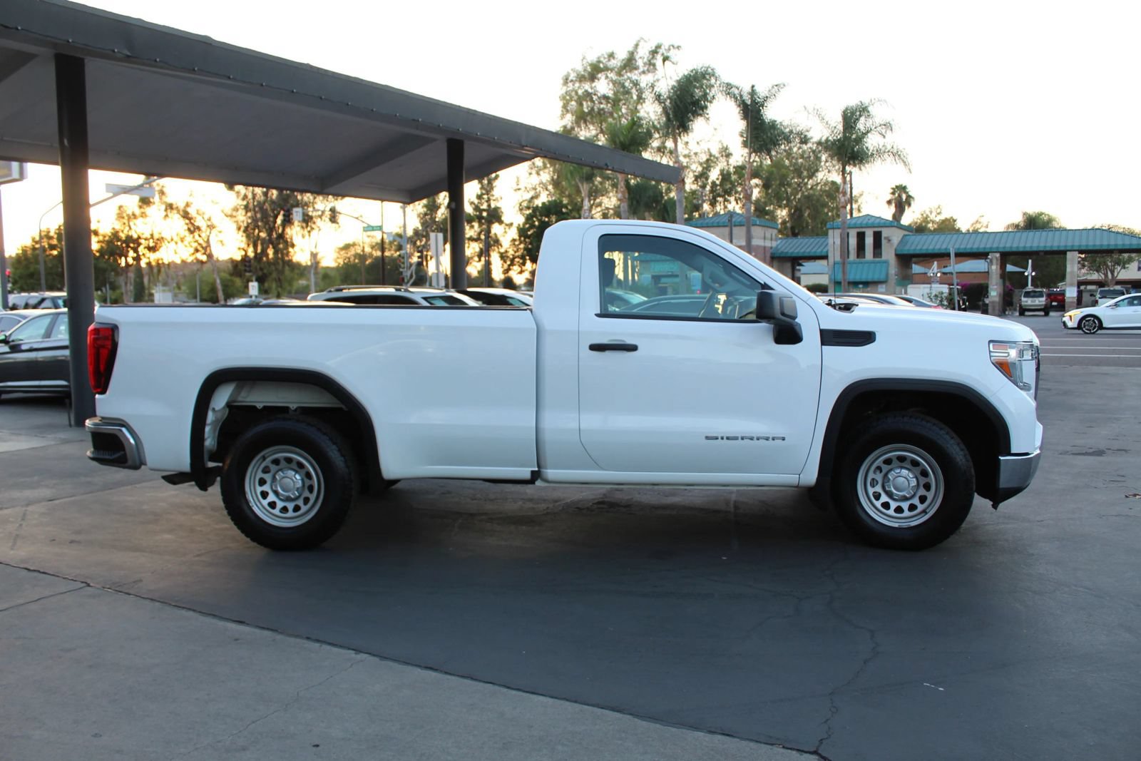 Used 2020 GMC Sierra 1500 2WD Regular Cab w/ Sierra Value Package image 6