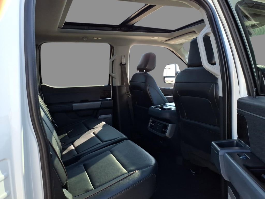 Used 2023 Ford F250 Lariat w/ Lariat Ultimate Package image 11