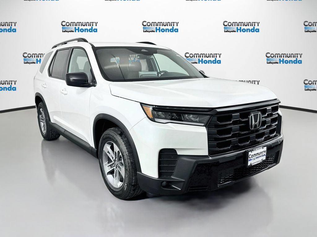 New 2026 Honda Pilot Sport image 3