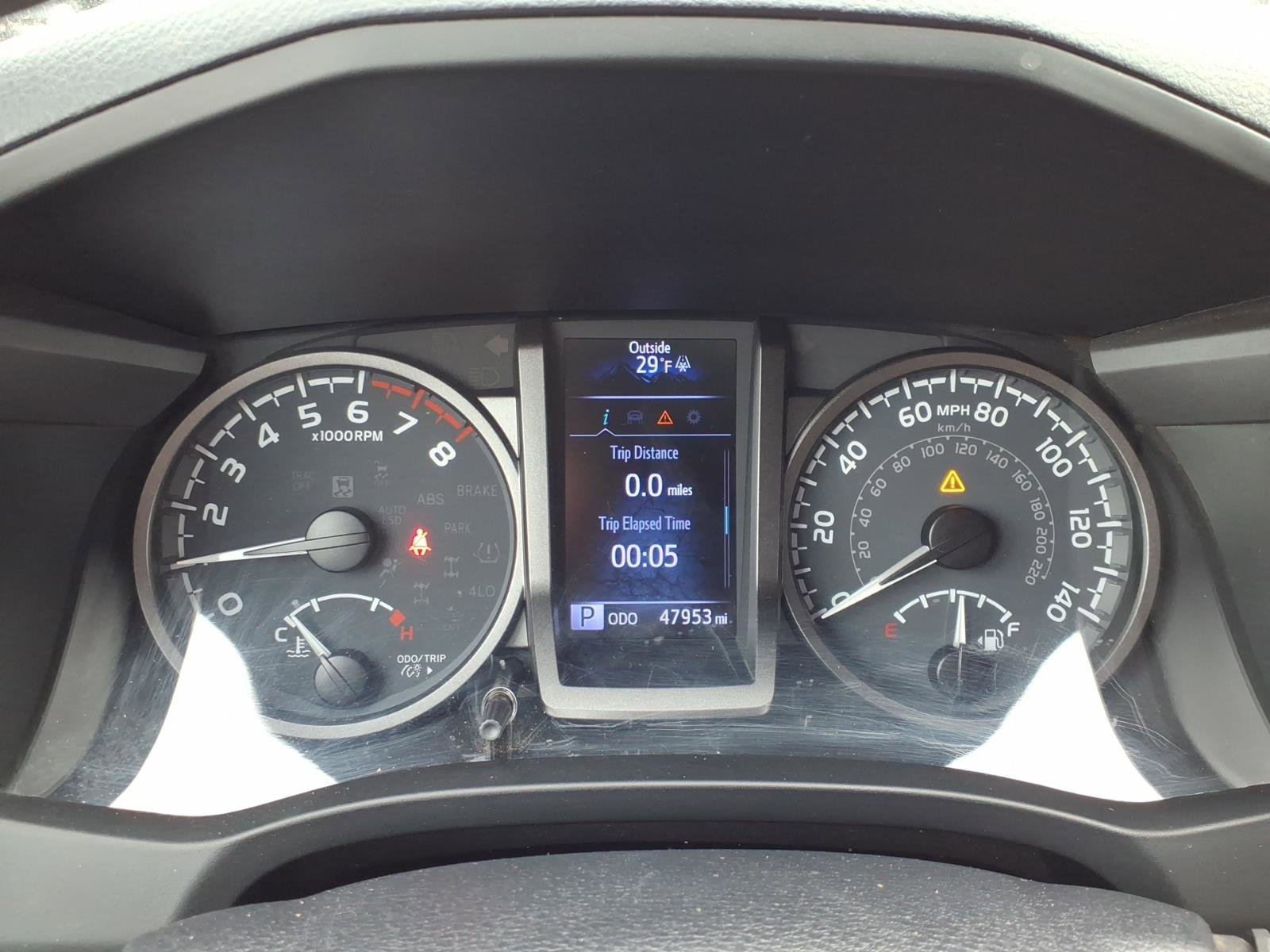 Used 2021 Toyota Tacoma TRD Sport w/ Technology Package image 24