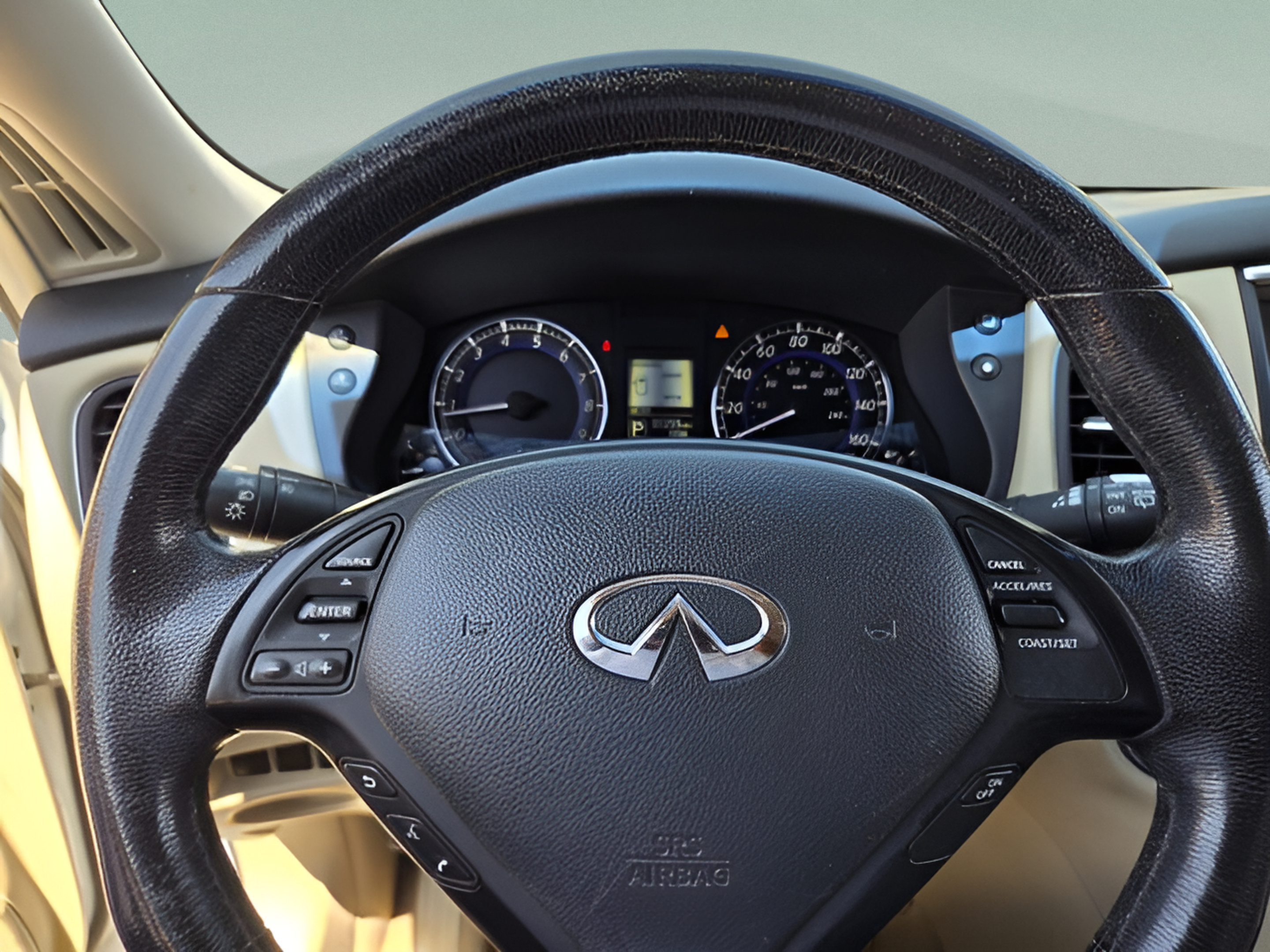 Used 2017 INFINITI QX50 AWD w/ Premium Plus Package image 22