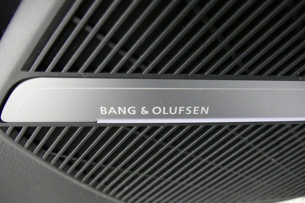 Used 2025 Audi Q5 2.0T Premium Plus image 12