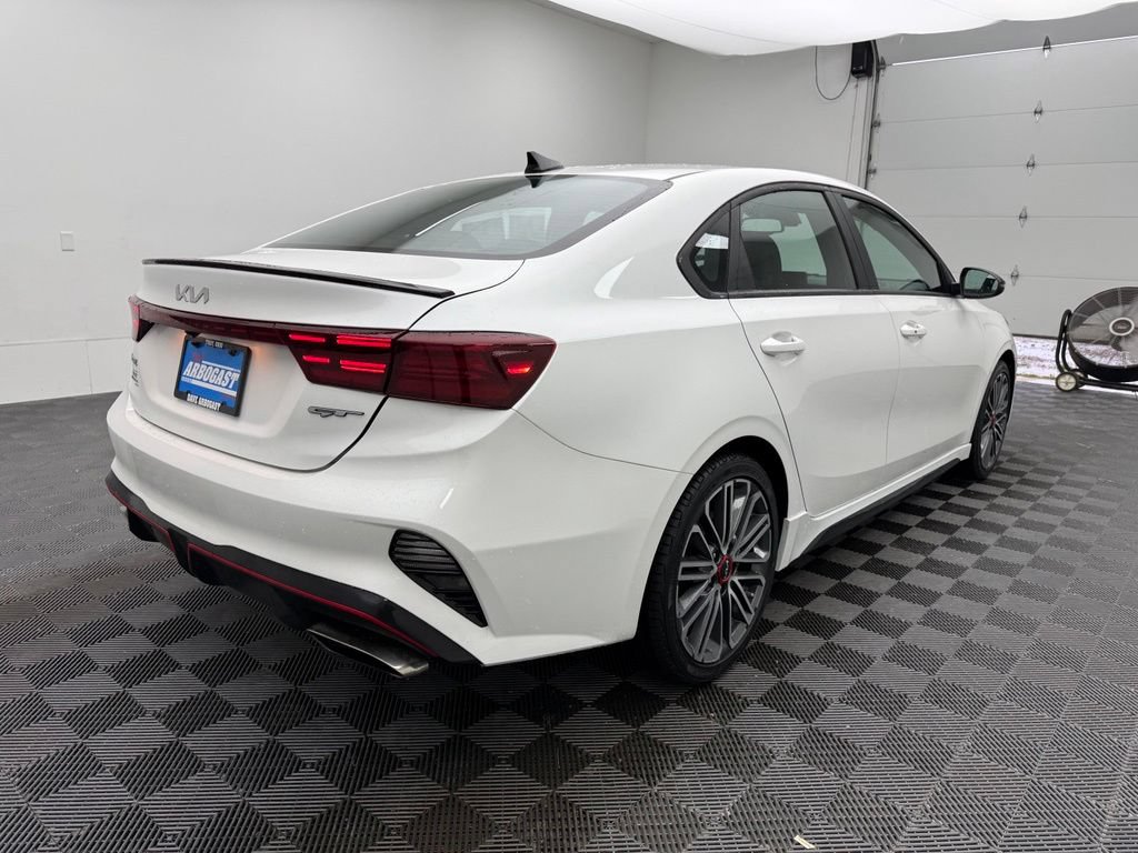 Used 2023 Kia Forte GT FWD image 8