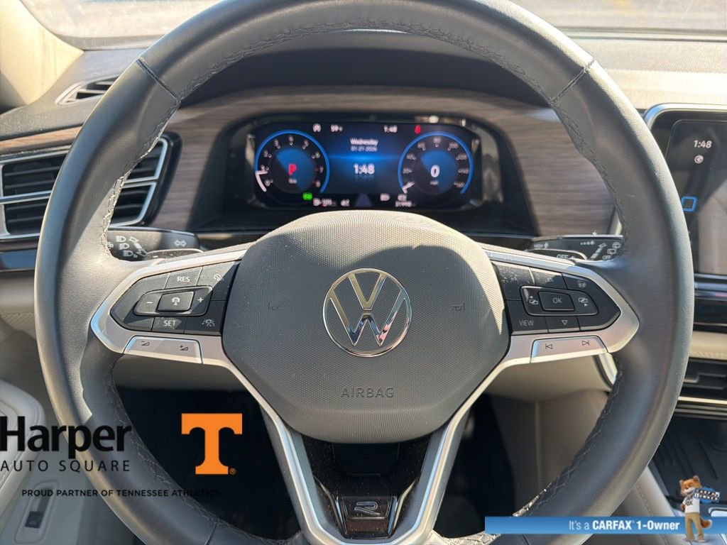 Used 2025 Volkswagen Atlas SEL Premium R-Line image 17