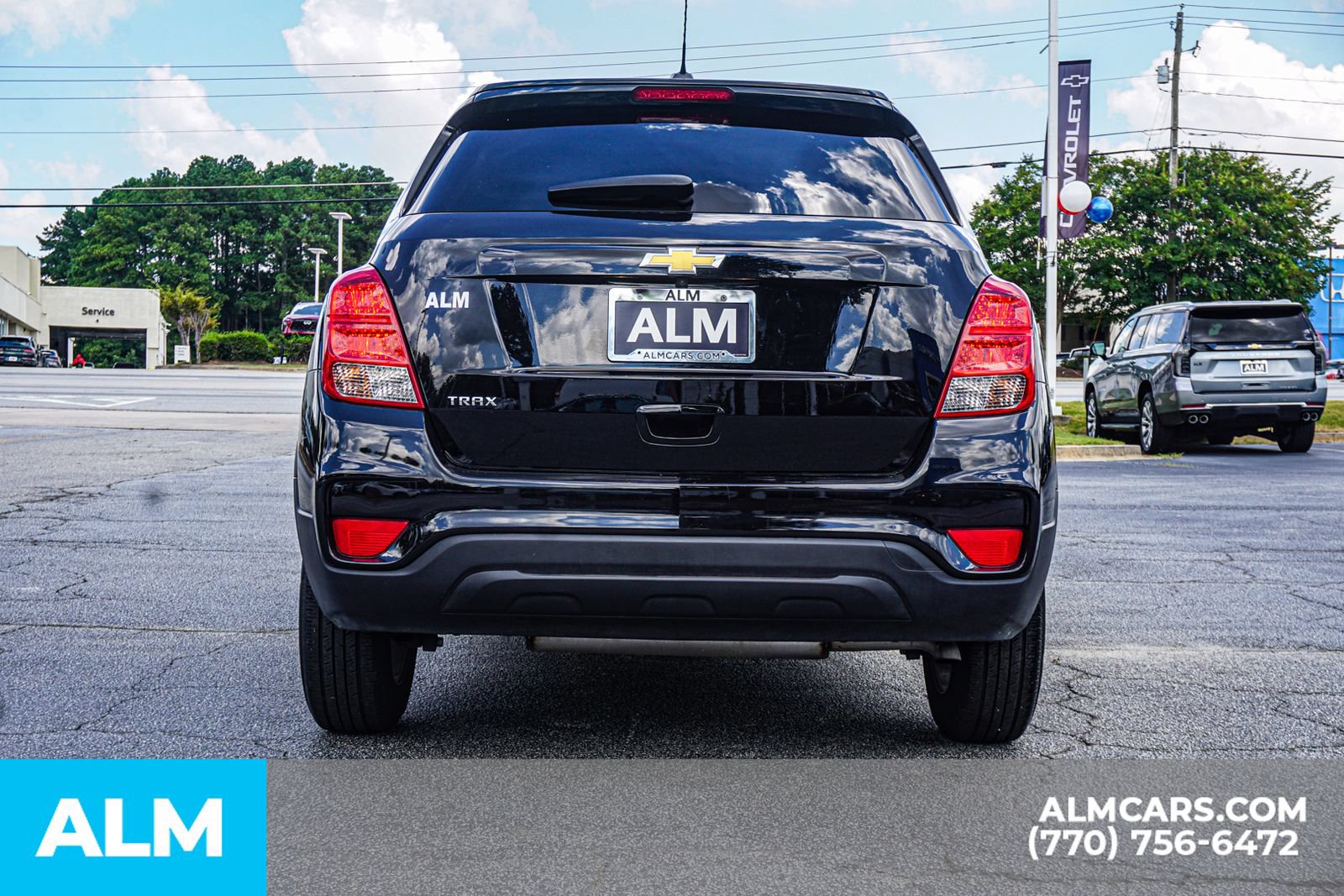 Used 2022 Chevrolet Trax LS w/ Tint and Cruise Package FWD image 12